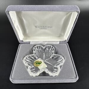 Waterford Crystal Glass Flower Pattern Shamrock Dish w/ Box Made in Ireland